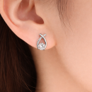 S925．優雅交叉閃鑽耳環